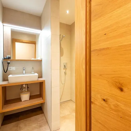 Beautiful Flat In Hart With Fitness شقة هارت إم زيلرتال