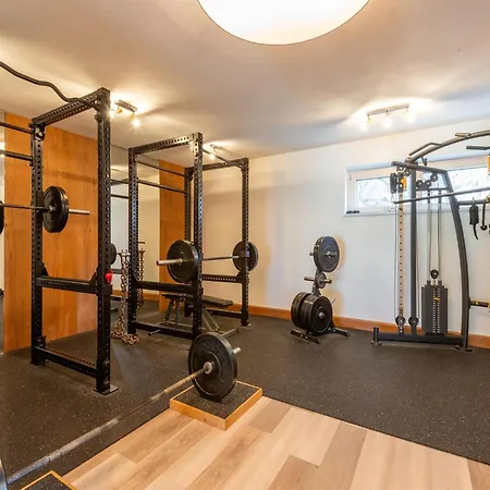 Beautiful Flat In Hart With Fitness شقة *